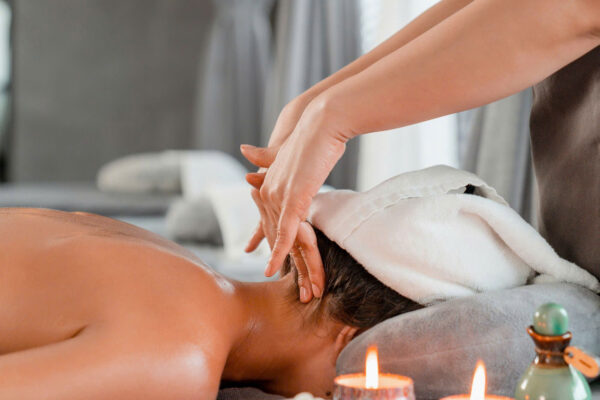Ưu đãi spa Maison Spa với liệu trình massage thư giãn bằng tinh dầu