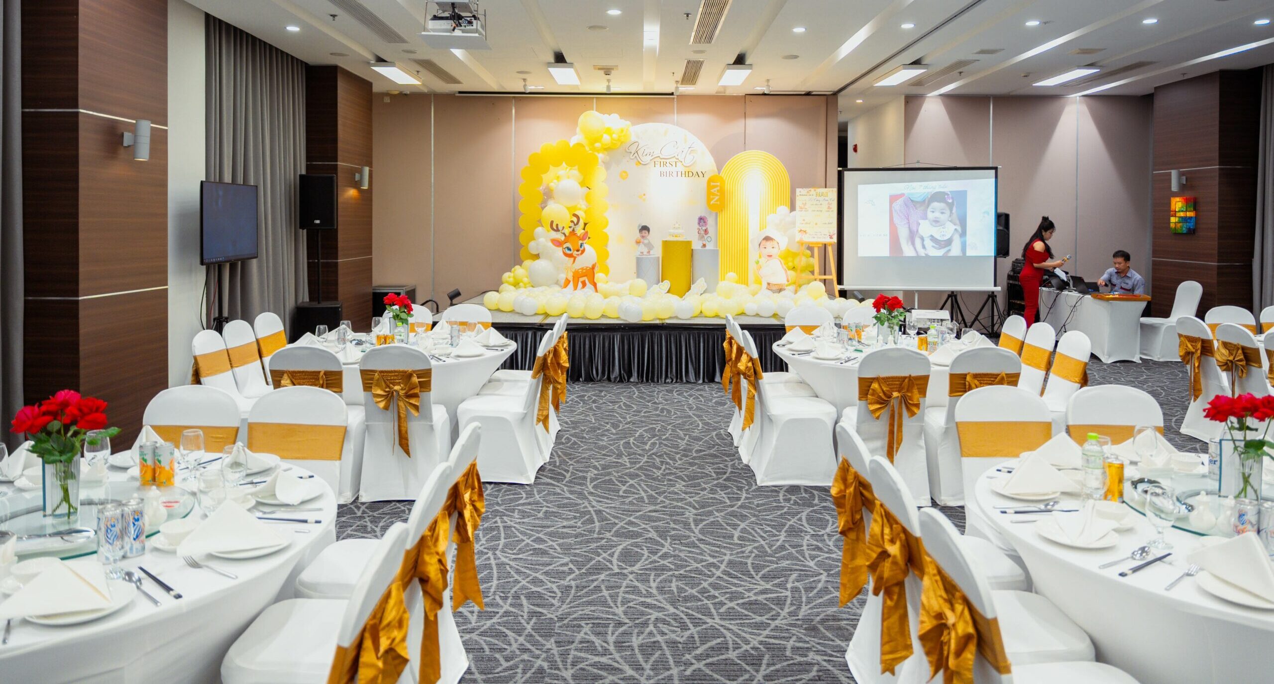 Meeting and Banquet