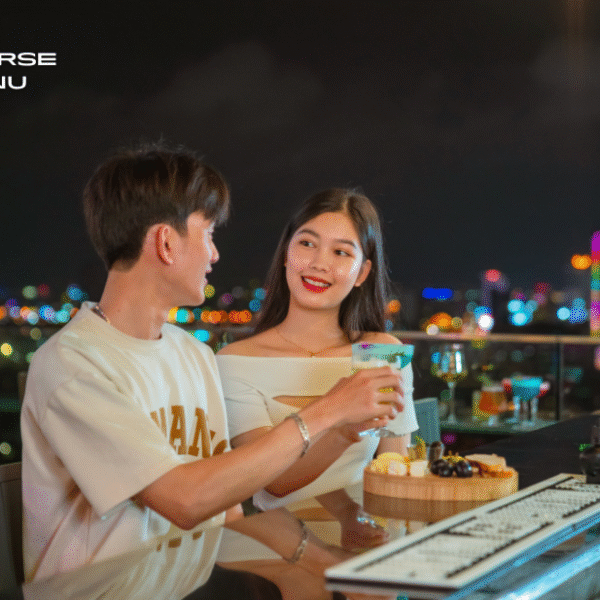 CHECK-IN VŨ TRỤ, TẶNG UNIVERSE COCKTAIL MIỄN PHÍ